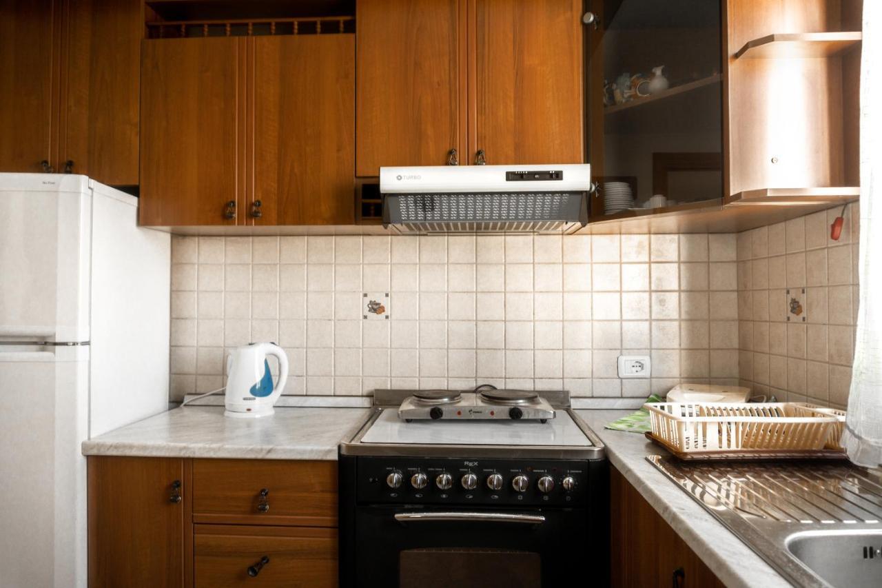 City Center Two Private Bedrooms Near Scanderbeg Square On Shared Apartment Tirana Exterior photo