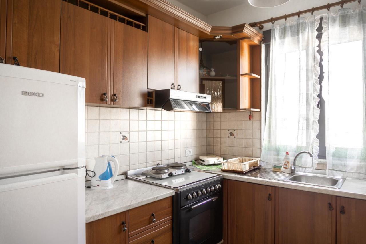 City Center Two Private Bedrooms Near Scanderbeg Square On Shared Apartment Tirana Exterior photo